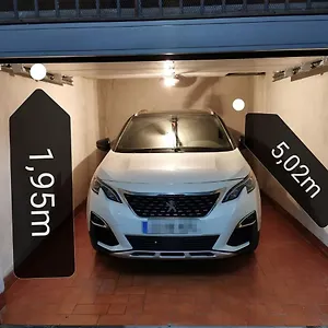 Great Location With Free Private Parking Apartamento